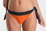 BIKINI BOTTOM NUDO ISLA NARANJA