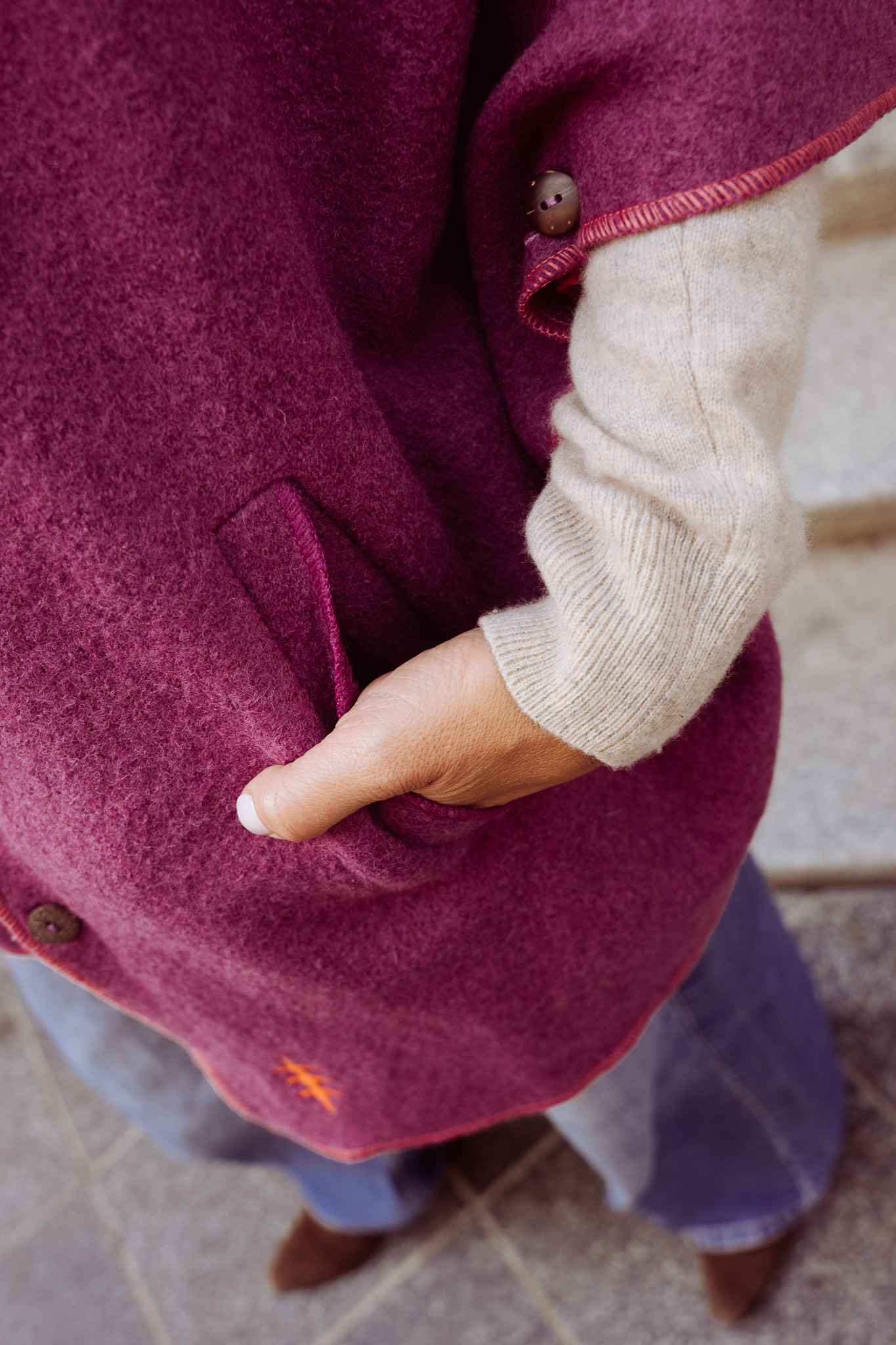 PONCHO MUR BUGANVILLA