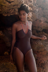 Traje de baño honor tierra