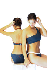 BIKINI TOP ASIMÉTRICO GRIS