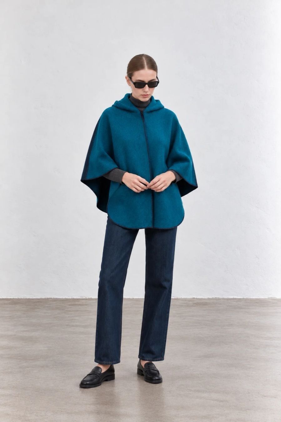 Abrigo capa de lana con capucha - Bluish