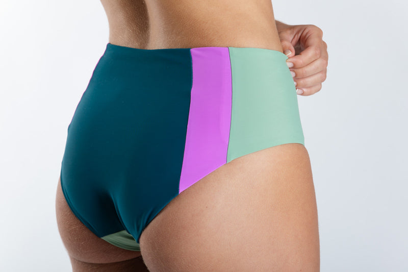 BIKINI BOTTOM RETRO ISLA GREEN