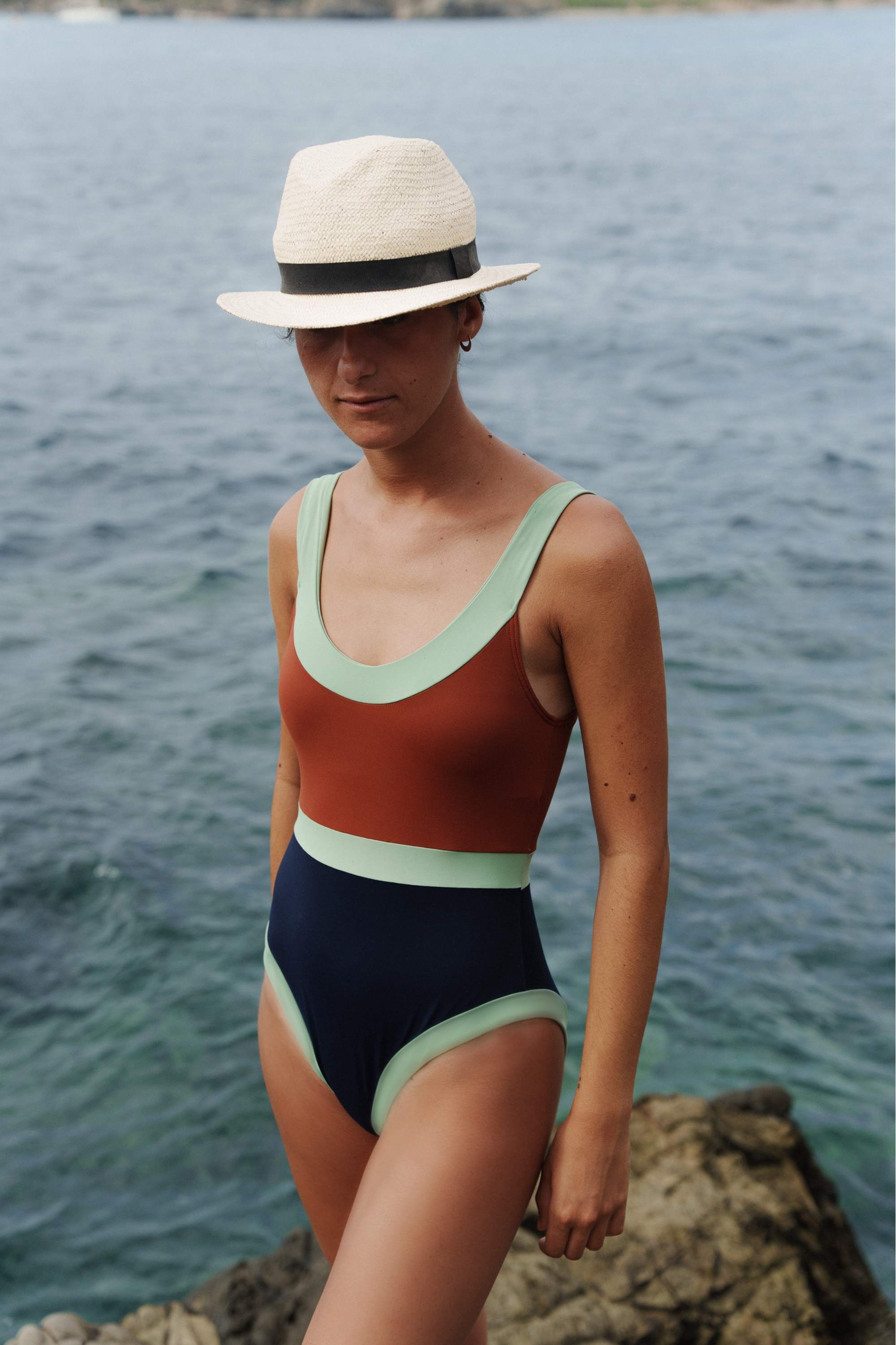 TRAJE DE BAÑO HORIZONTE BIMINI TERRA / MARINO / MENTA